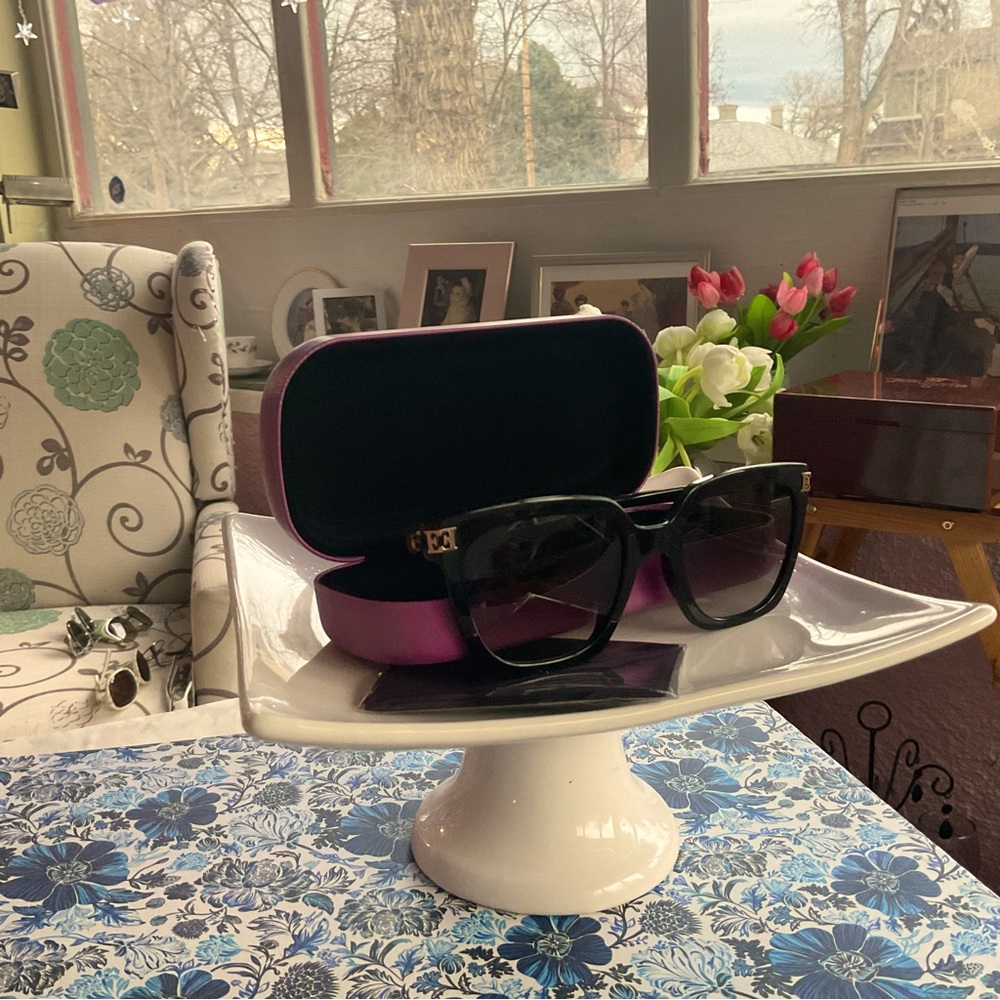 ESCADA CHIQUE SUNGLASSES NWOT - Picture 9 of 12